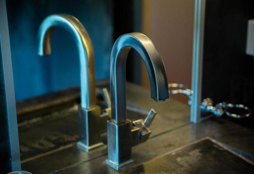 호텔 Living In Delta   Casa De Vacanta