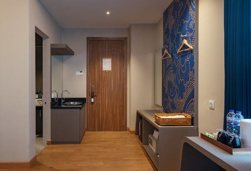 Luminor Hotel Airport Sidoarjo By Wh