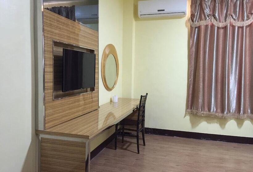 Meaco Royal Hotel   Plaridel