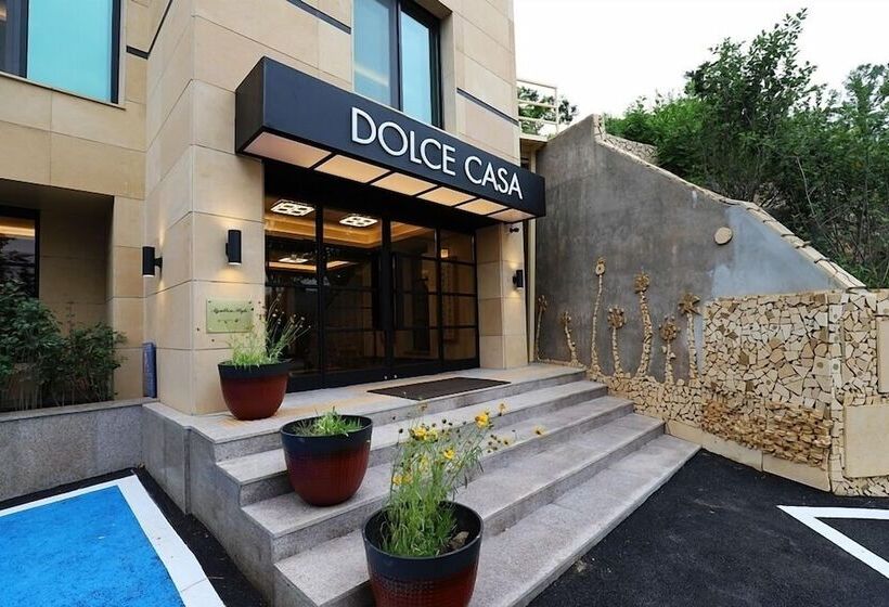 בית מלון כפרי Namyangju Bukhangang Dolcecasa