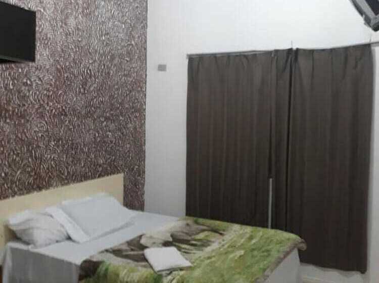 Отель Oyo Ramos