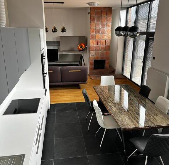 בית מלון כפרי Palace Resort Jíloviště