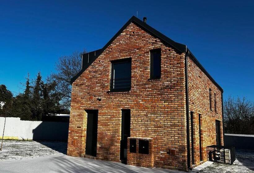 בית מלון כפרי Palace Resort Jíloviště