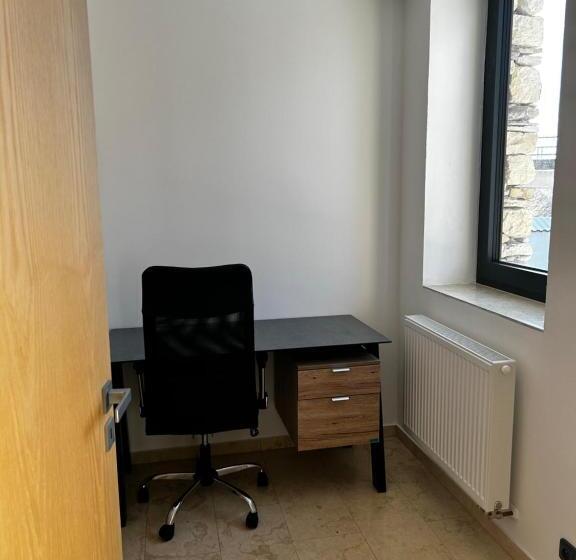 בית מלון כפרי Palace Resort Jíloviště