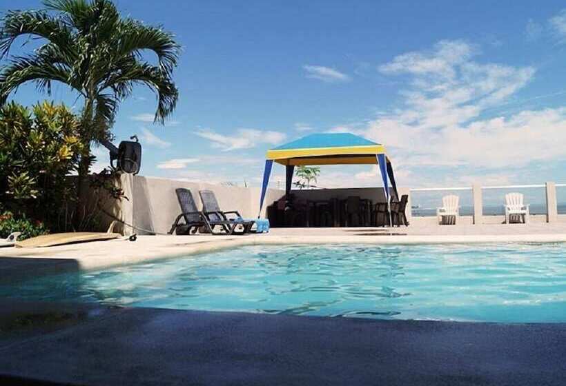 ホテル Paradise Beach