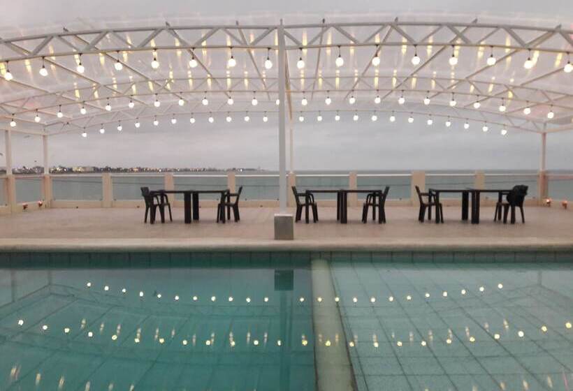 ホテル Paradise Beach