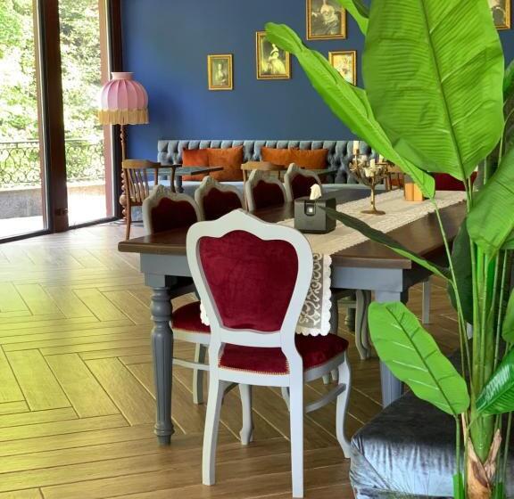 Отель Pordani̇s