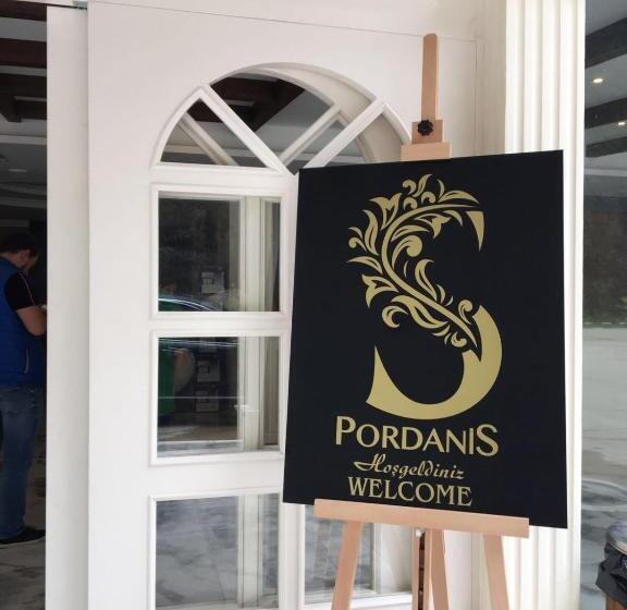 Отель Pordani̇s