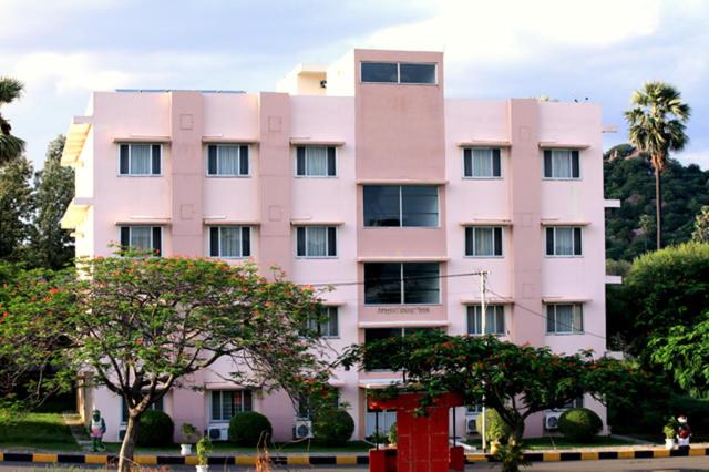 Отель Ramoji Greens Inn