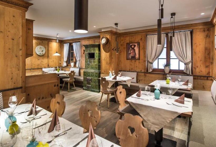 בית מלון כפרי Rösslwirt