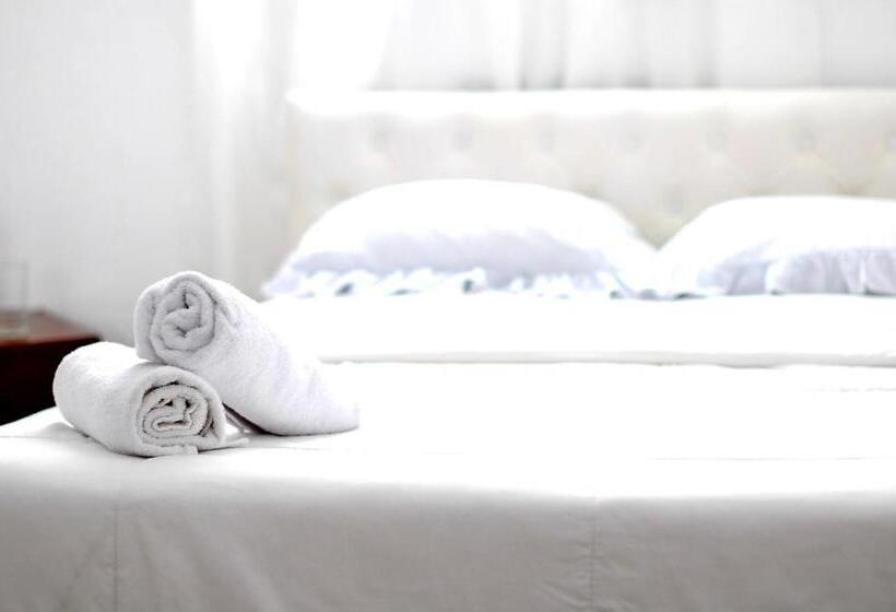 Отель Rumbo Al Sol