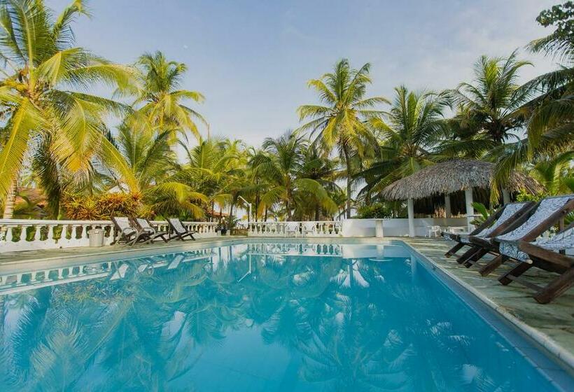 هتل Santa María De Los Vientos