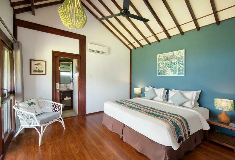 בית מלון כפרי Sempiak Seaside Resort