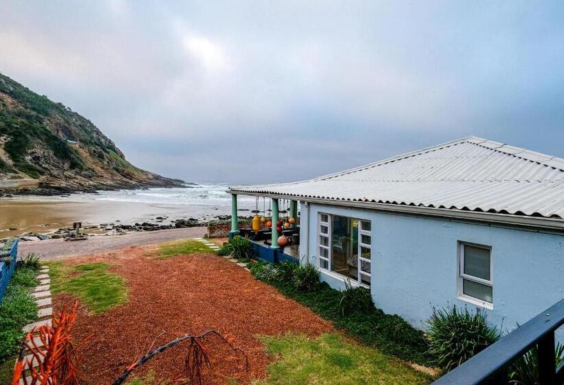 فندق Silver Spray Beach Accommodation