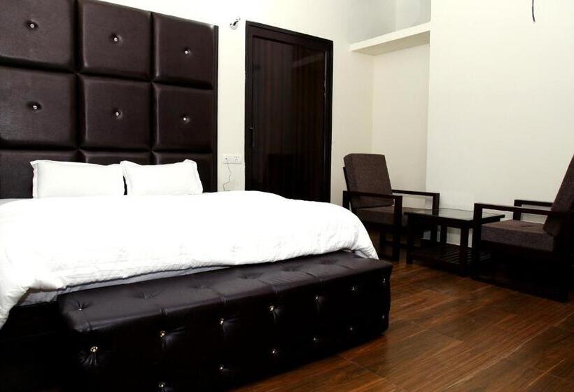 Hotel Temple View Inn