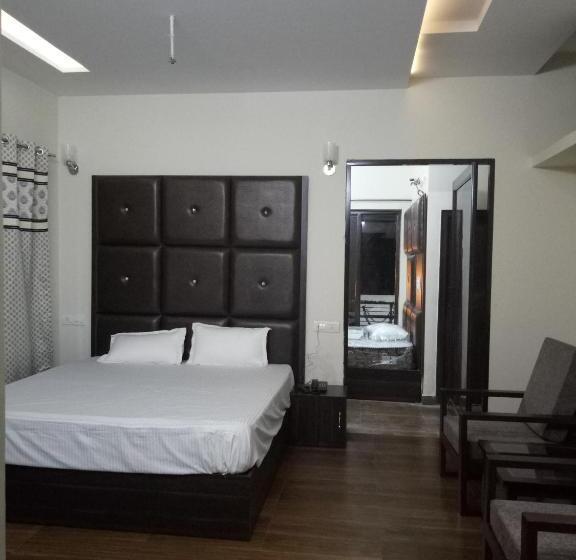 Hotel Temple View Inn