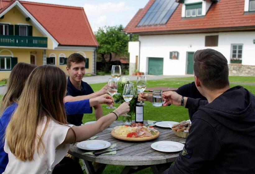 בית מלון כפרי Winzerhof Strablegg