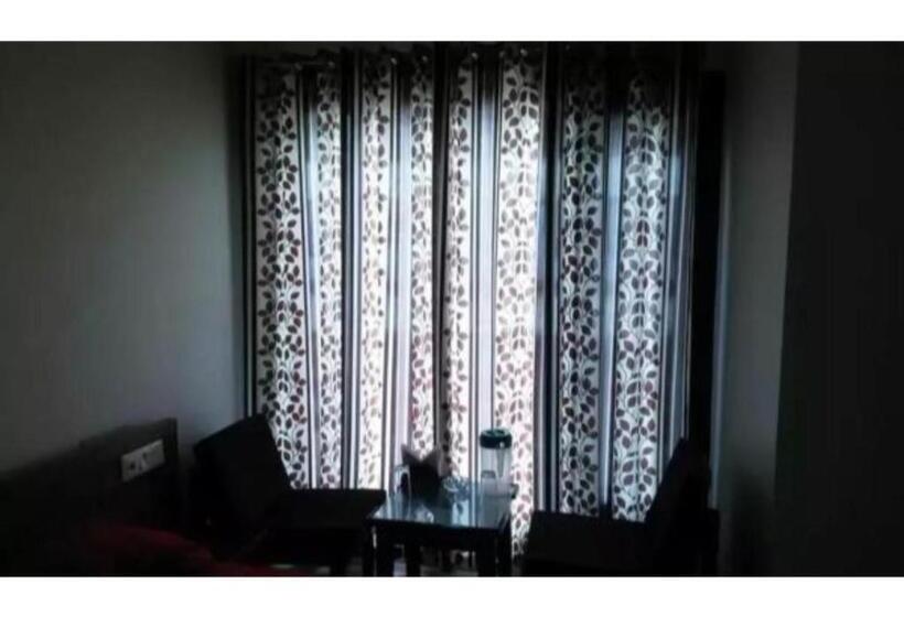 酒店 Wonderful Stay At The Mall Road