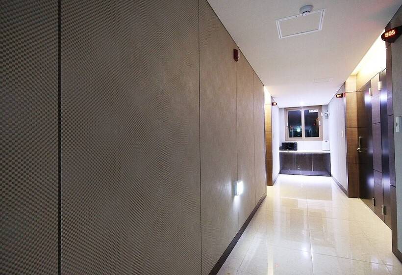 汽车旅馆  Gimcheon Hotel Win