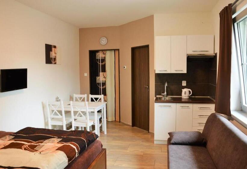 Пансион Apartmány Polevsko