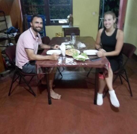 膳宿费 Dealings Freedom Rest