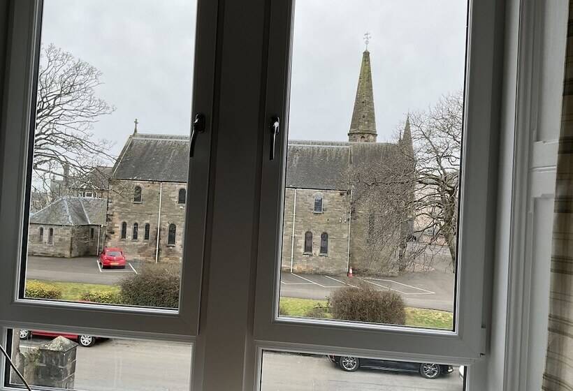 ペンション Dunclutha Guest House