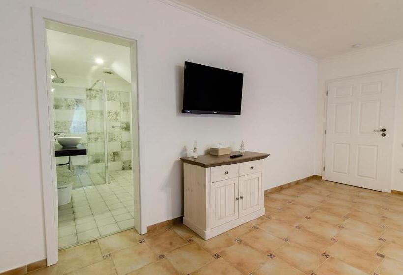 פנסיון Guesthouse Sam