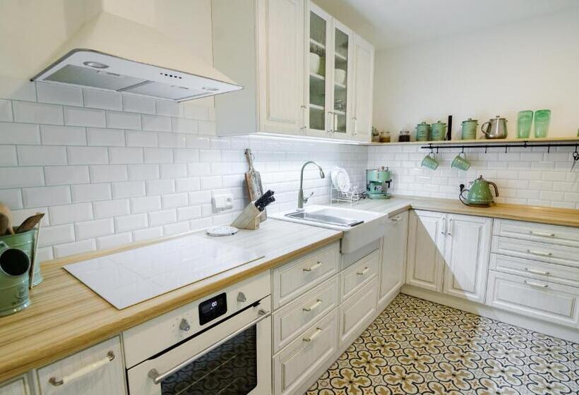 פנסיון Guesthouse Sam