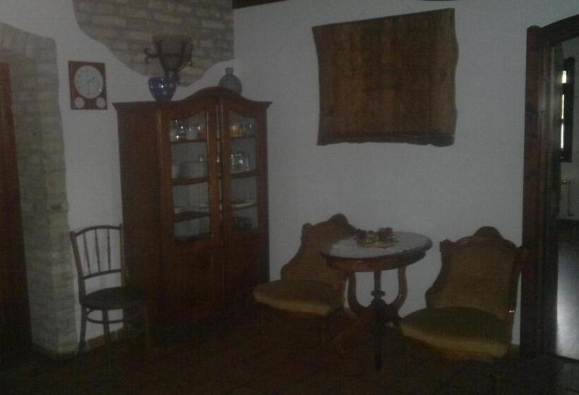 ペンション Hajóskert Vendégház