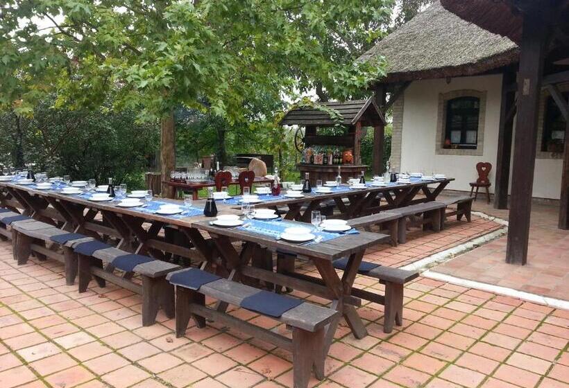 ペンション Hajóskert Vendégház