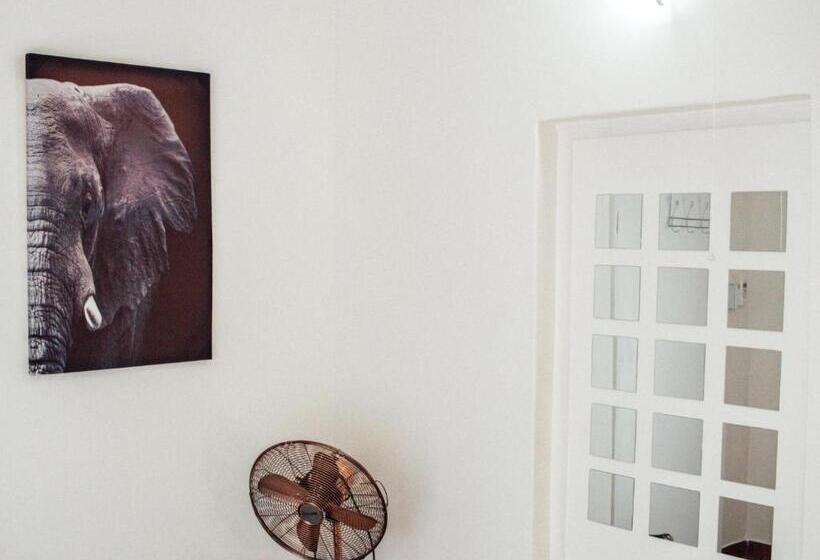 بنسيون Hullabaloo Selfcatering Sleepover