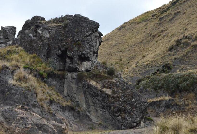 بنسيون Kuyllur ñán