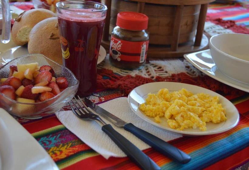 بنسيون Kuyllur ñán