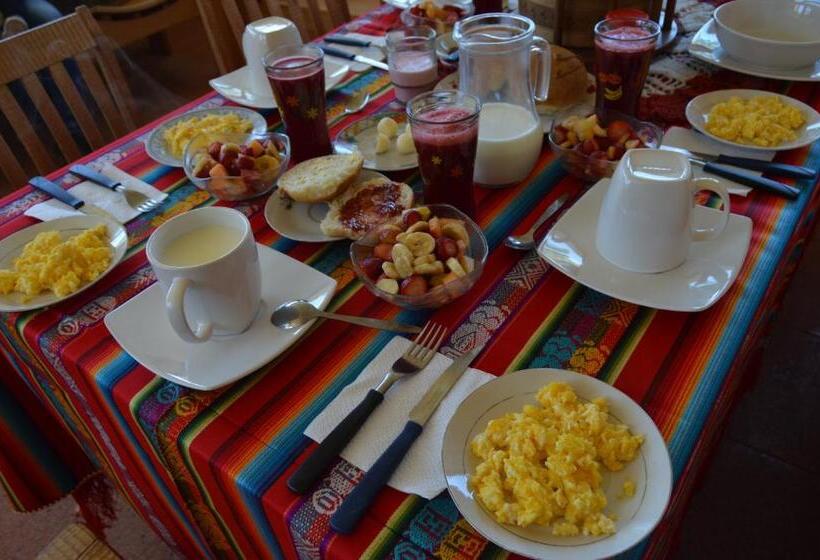 بنسيون Kuyllur ñán