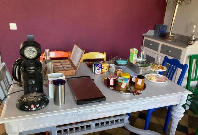 פנסיון Liotte'scorner Guesthouse