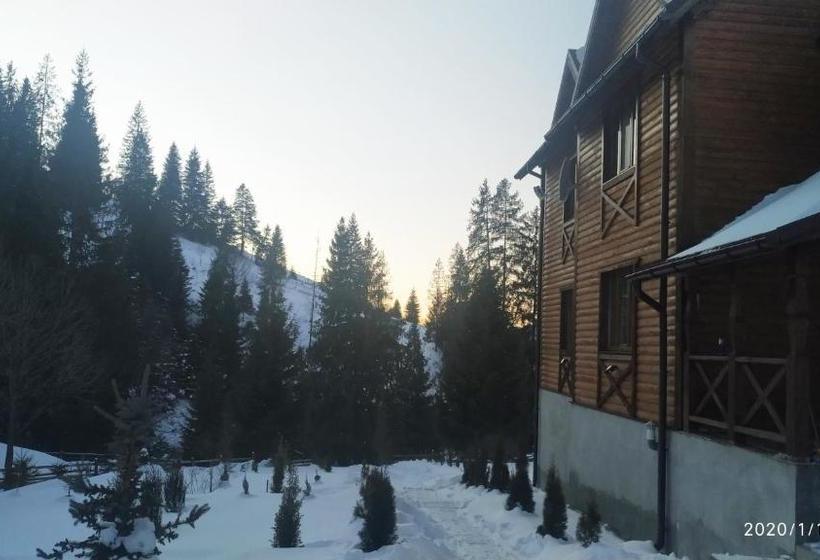 پانسیون Marmarosy