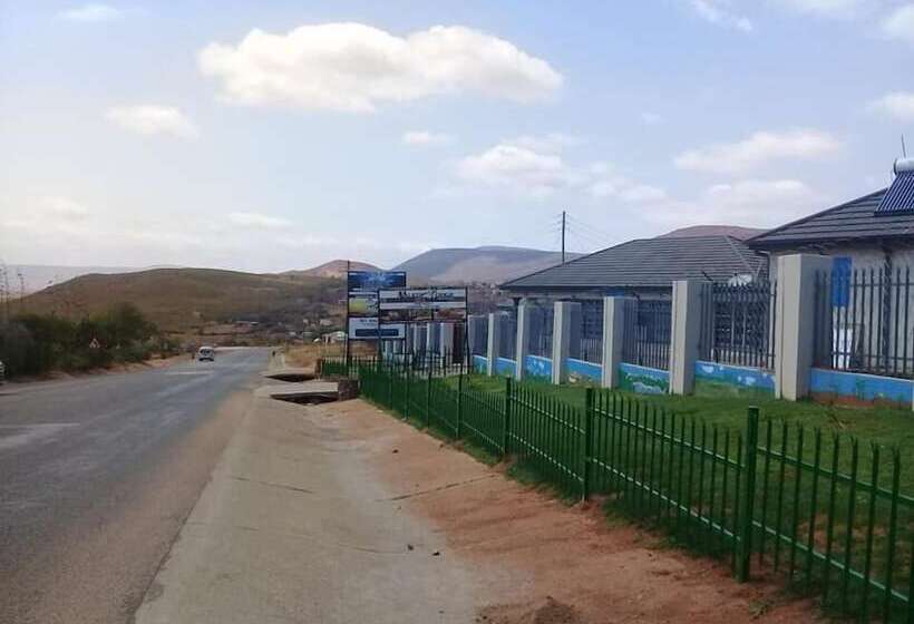 펜션 Naledi Lodge & Guest Houses