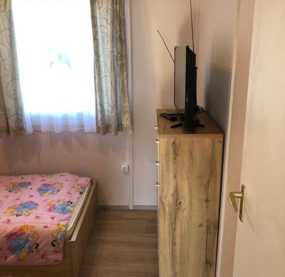 بنسيون Panoráma Vendégház