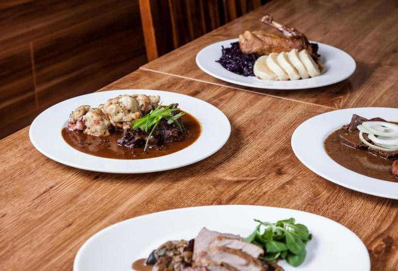 פנסיון Penzion Marjána