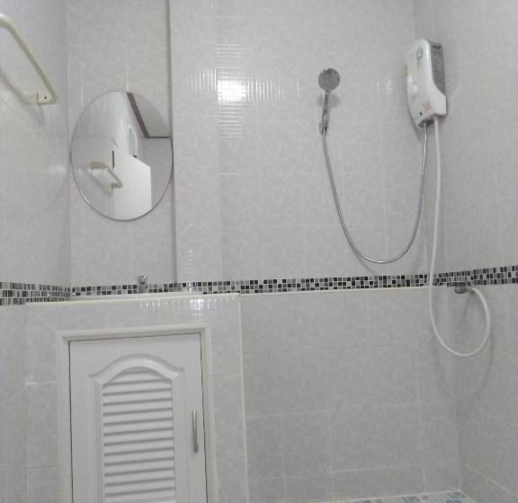 بنسيون Pon Resort