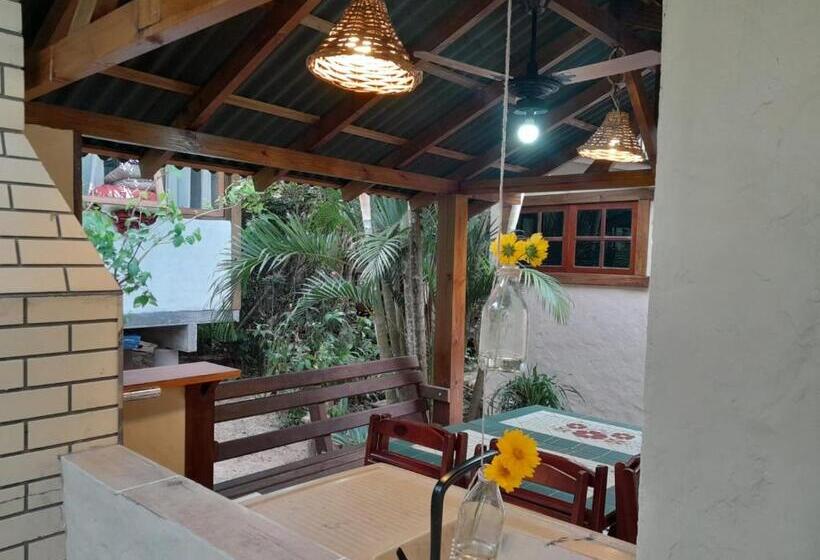 ペンション Recanto Das Bromélias Chalés