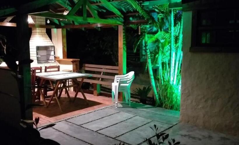 ペンション Recanto Das Bromélias Chalés