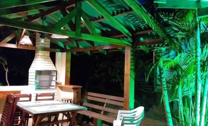 ペンション Recanto Das Bromélias Chalés