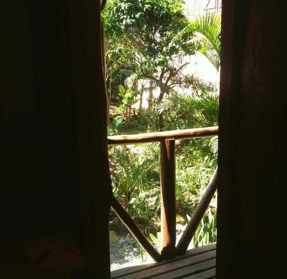 ペンション Recanto Das Bromélias Chalés