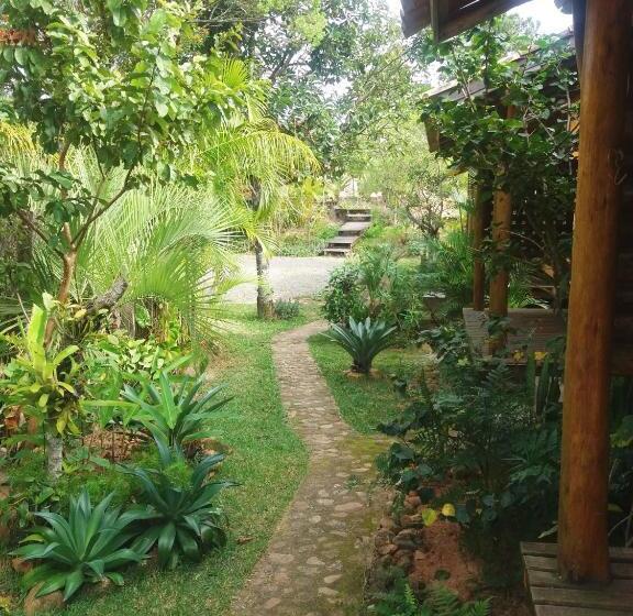 ペンション Recanto Das Bromélias Chalés