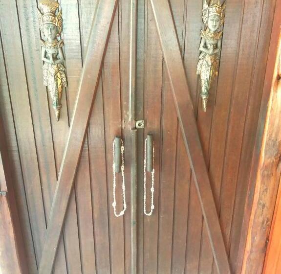 ペンション Recanto Das Bromélias Chalés