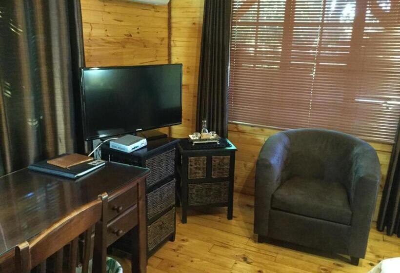 ペンション Sanyati Guesthouse