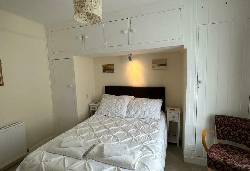 펜션 The Durbeyfield Guest House
