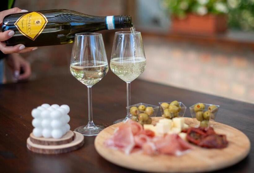 بنسيون Tiszapart Vendégház