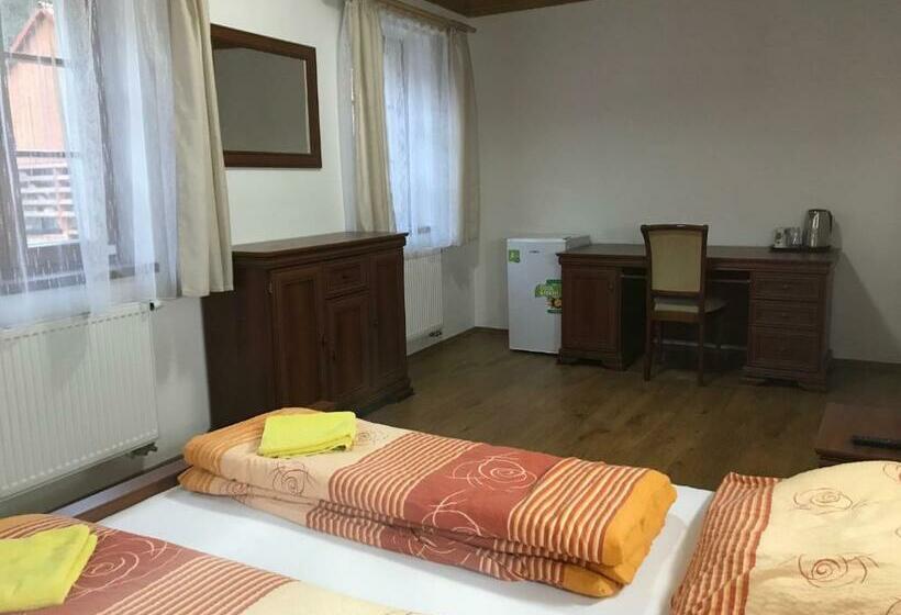 膳宿费 Zevlův Mlýn